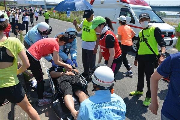 最高気温30.5度の前橋のマラソン大会で16人が熱中症で救急搬送されました。