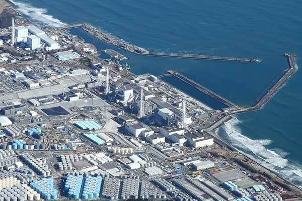 2017年4月の福島第一原発全景